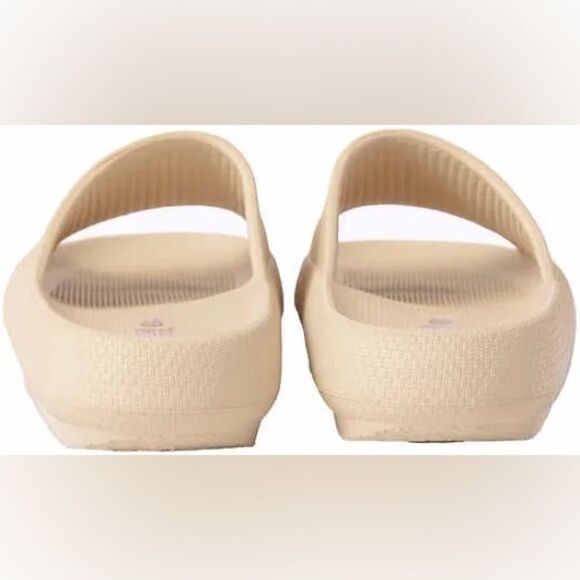 32 Degrees Unisex Cushion Slide Sandals - Picture 2 of 9